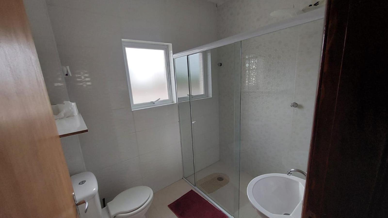 Suites 500M Praia Da Enseada กัวรูจา ภายนอก รูปภาพ